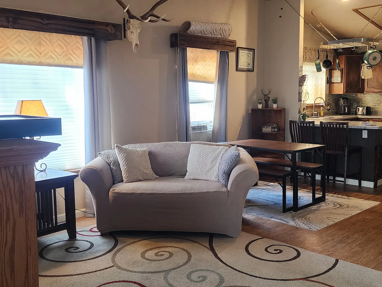 2 bed, 2.5 bath, 2024 sqft, $1,650 — Photo 4