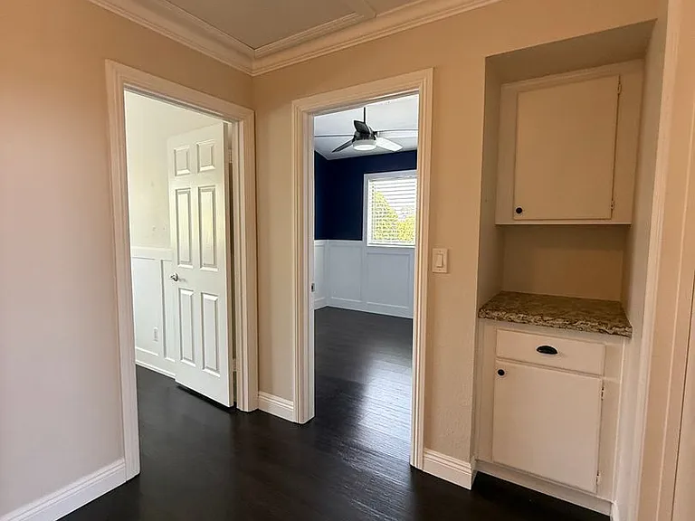 430 Carnation Pl — Photo 16