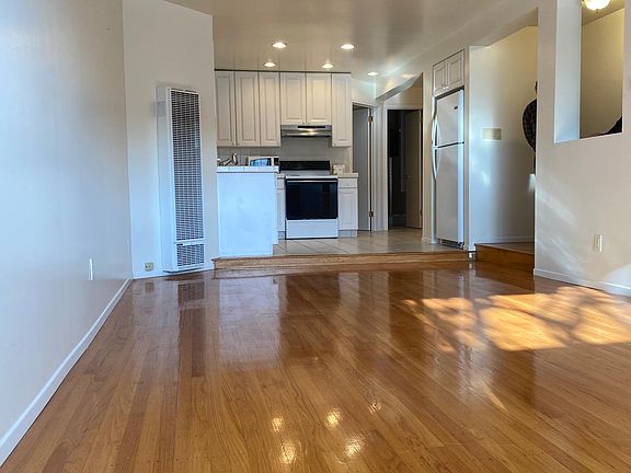 3rd image of 1081 Kansas St #1