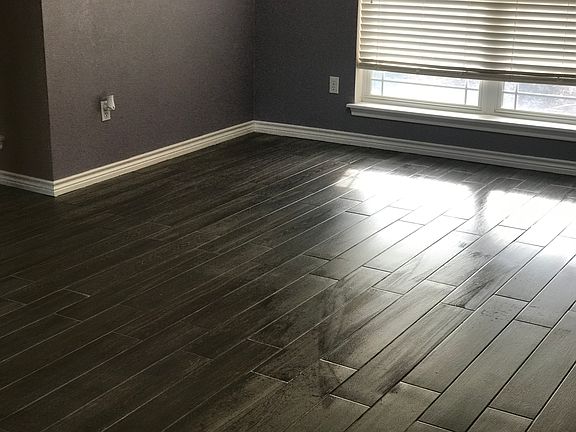 3rd image of 3049 Founders Pl
