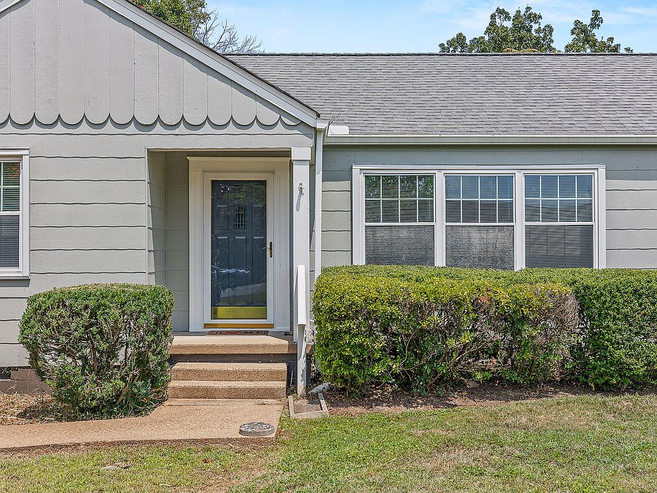 1st image of 3014 Ozark Cir