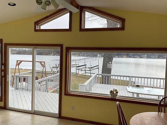 3rd image of 4623 Newell Dr