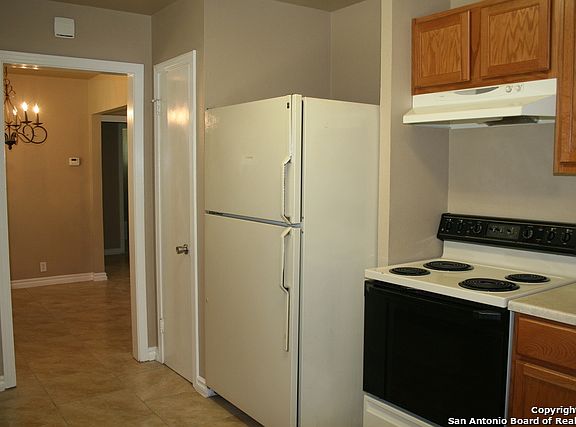 4th image of 343 Gazel Dr