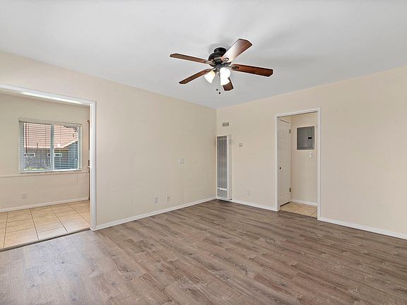2nd image of 1417 Rock Glen Ave #A