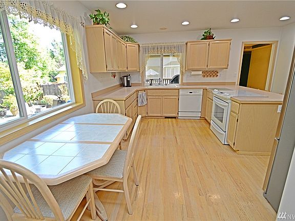 3rd image of 2501 20th Avenue Ct SE