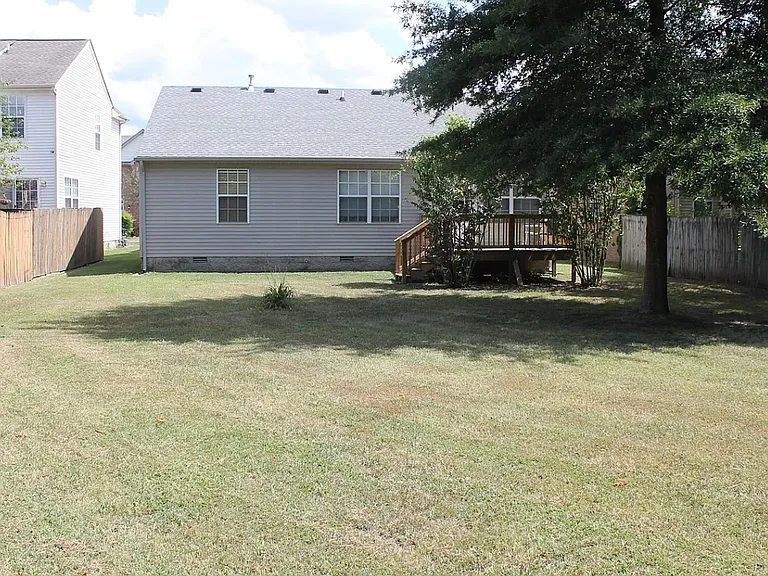 111 Sumner Meadows Ln — Photo 16