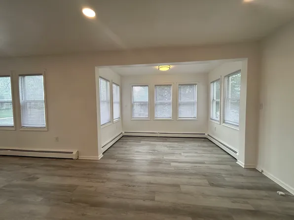 413 W Poplar Ave #1, Linwood, NJ 08221