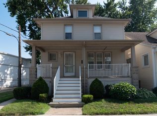 113 Bondie St, Wyandotte, MI 48192