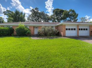 1415 Avenue D, Nederland, TX 77627