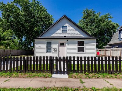 2326 Des Moines St, Des Moines, IA, 50317
