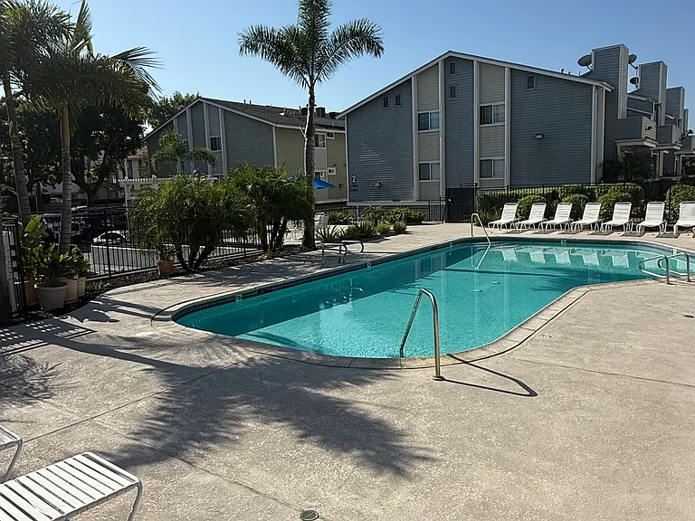 777 S Citrus Ave #243 — Photo 19