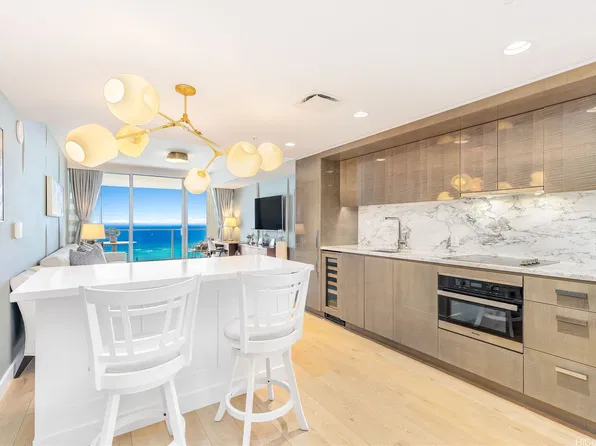 2139 Kuhio Ave #3403, Honolulu, HI 96815