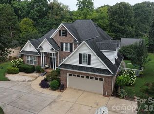 1093 Fairfield Dr, Gastonia, NC 28054