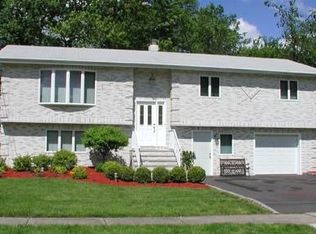 14 Melissa Dr, Totowa, NJ