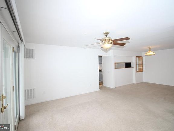 5th image of 1803 Waters Edge Dr
