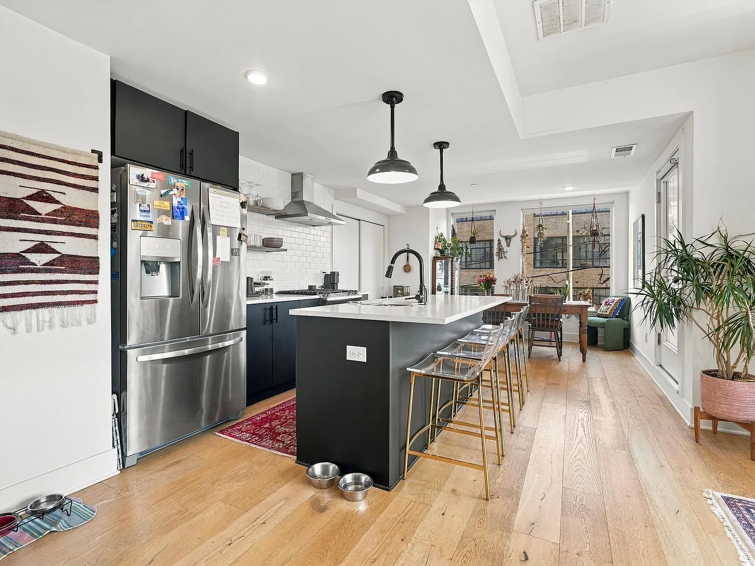 2 bed, 2.5 bath, 1500 sqft, $2,995 — Photo 3