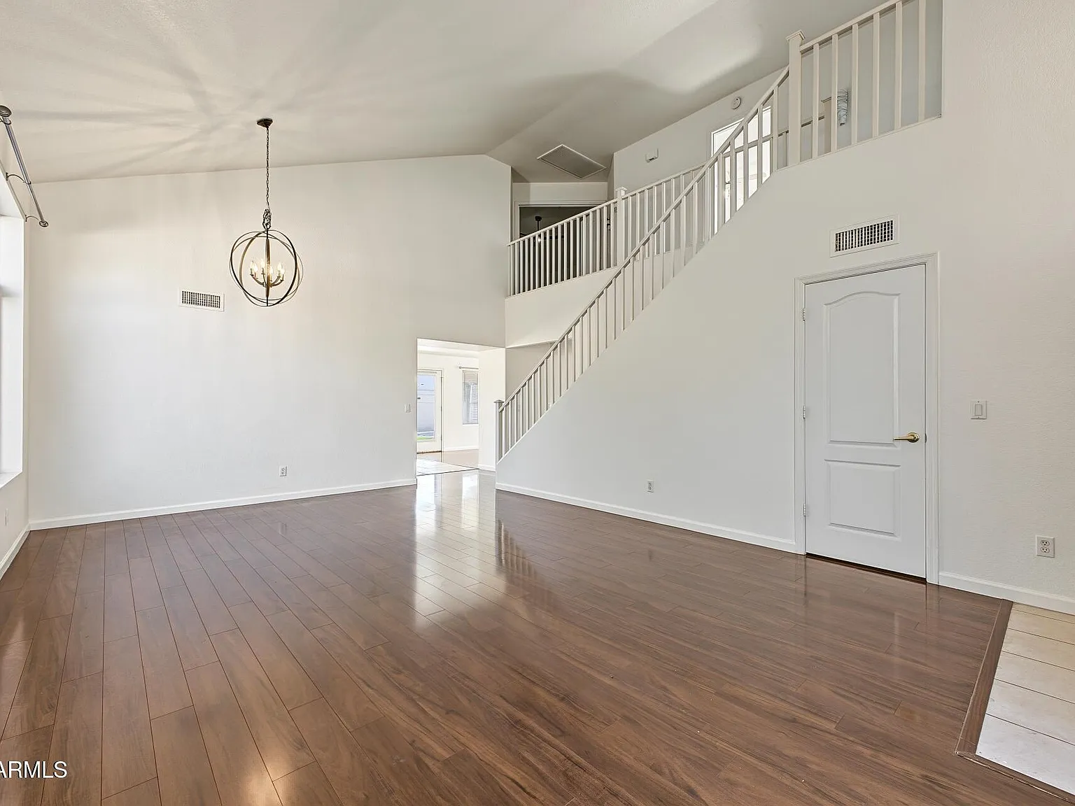 4 bed, 3.0 bath, 2247 sqft, $2,875 — Photo 4