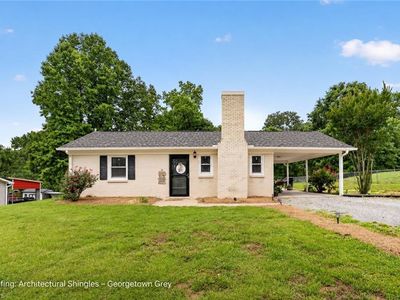 1111 Foxtrot Ct, King, NC, 27021