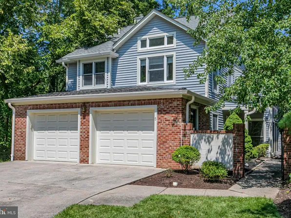 5 Fieldwood Ct, Princeton, NJ 08540