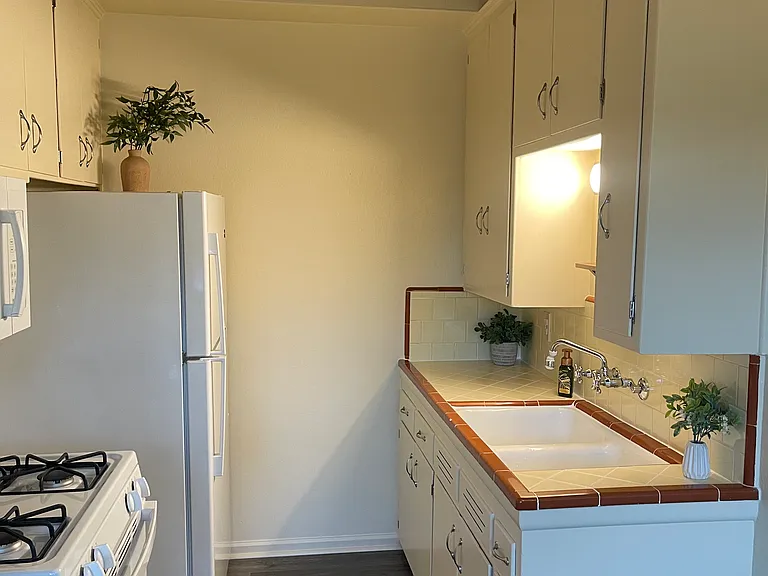 1316 Sylvan Blvd #19 — Photo 17