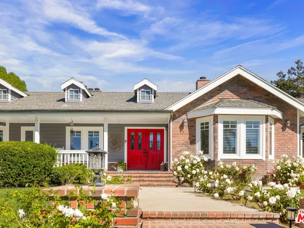 2390 Glenside Ln, Camarillo, CA 93012