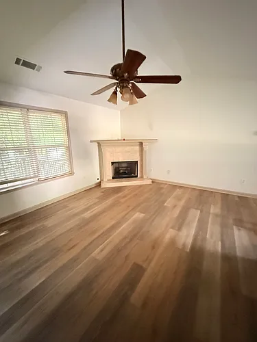 250 Windsong Cir Photo 1