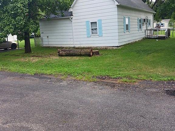 3rd image of 210 N Culver St