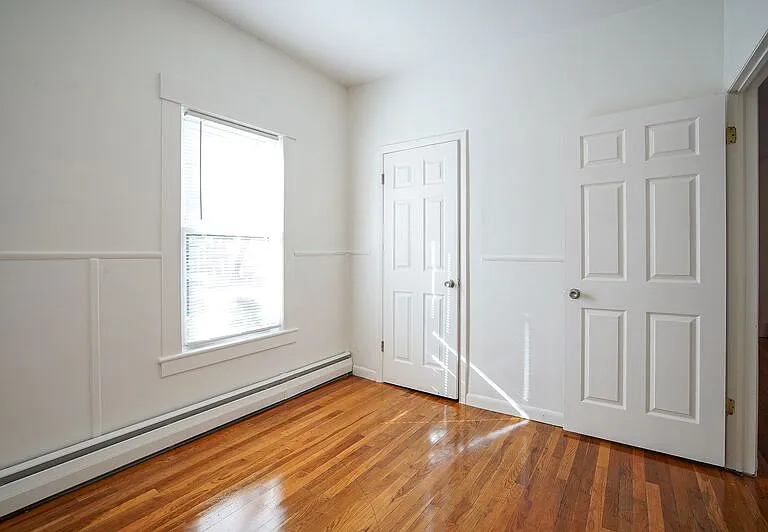 72 Walnut St #1L — Photo 12