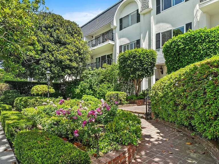 404 San Vicente Blvd #201 — Photo 1