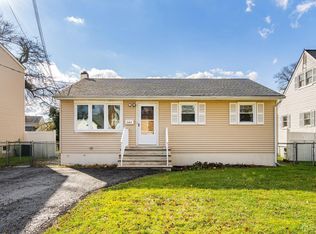 363 Beverly Dr, Keyport, NJ 07735