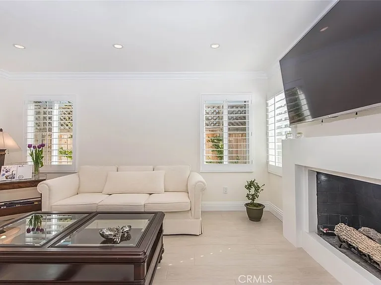 11 Wickland — Photo 4
