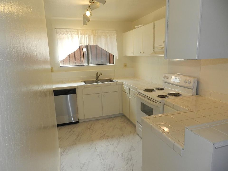 1st image of 92-953 Panana St APT 30