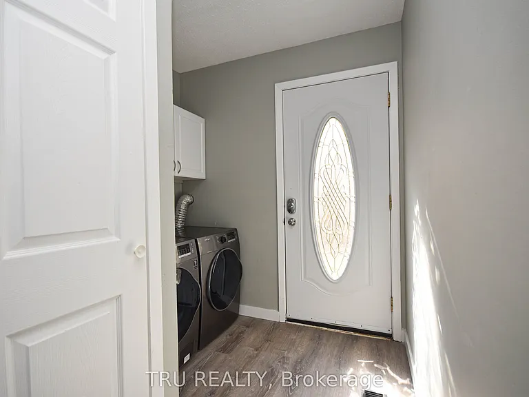 1847 Walkley Rd #B — Photo 3