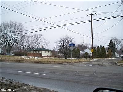 1st image of 3001 Lincoln Way W