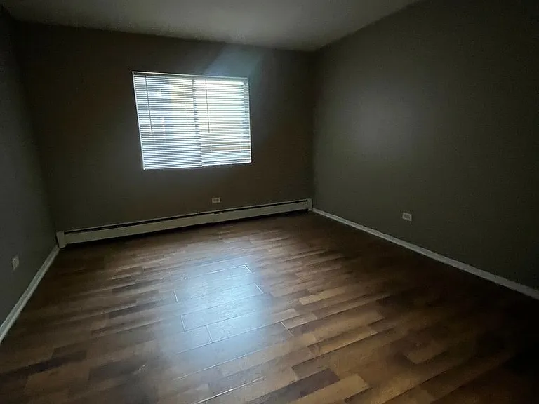 2342 W Nichols Rd — Photo 3