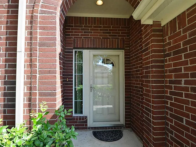 19715 Diamond Hills Ln — Photo 2
