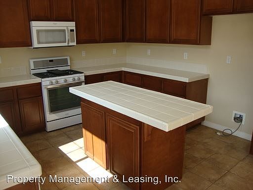 5th image of 115 Chesapeake Ct