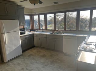 1550 Creekwood Dr #102, Troy, OH 45373