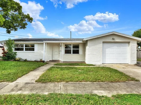 1313 Chancellor Dr, Holiday, FL 34690