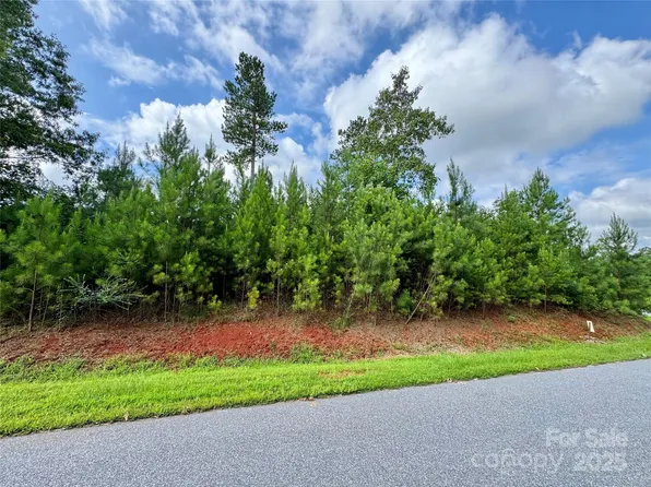 2039 Lake Vista Dr NE #38, Connelly Springs, NC 28612