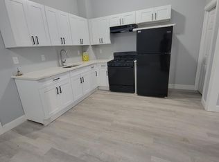 87 Dwight St, Jersey City, NJ 07305
