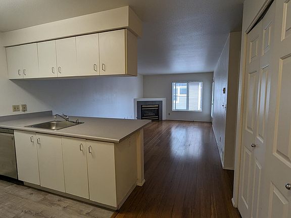 2nd image of 6909 Weedin Pl NE #B401