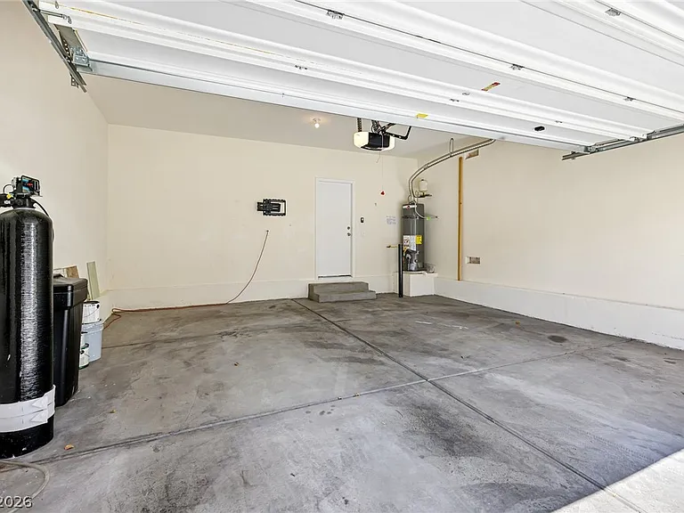 3819 Total Eclipse St — Photo 30