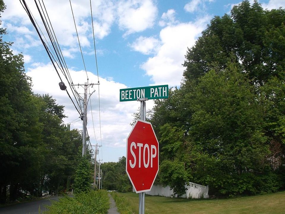 2nd image of 2 Beeton Path