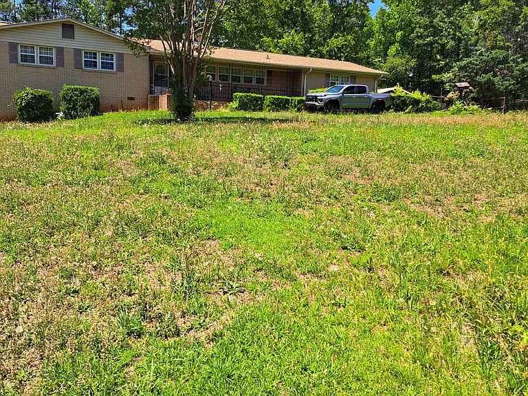 137 Dove Hill Rd — Photo 4