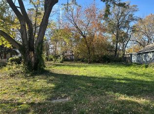 2332 Oakley Ave, Kansas City, MO 64127