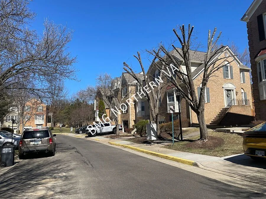 Building Photo - 2059 Pieris Ct
