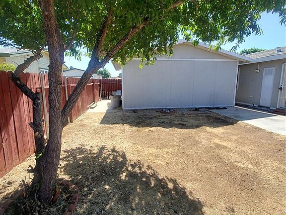 3rd image of 21621 Sandia Rd Space 31