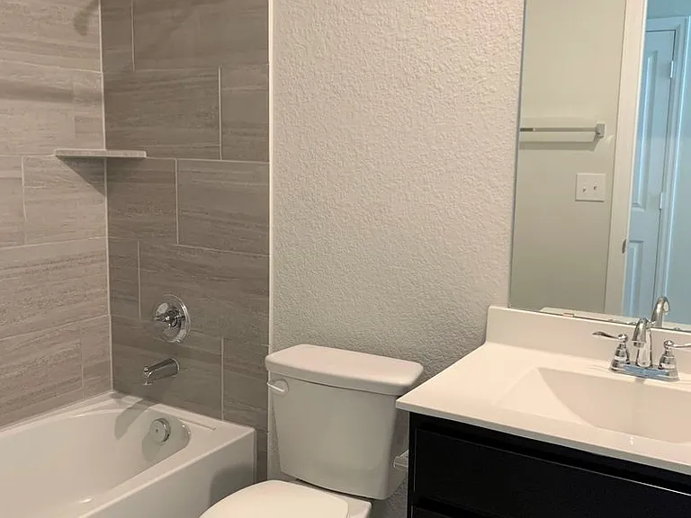 1104 Coulee Dr — Photo 25