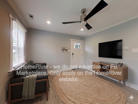 4th image of 223 Bridgefield Pl #A